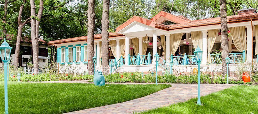 Guesthouse Nasha Dacha Kharkov Ngoại thất bức ảnh